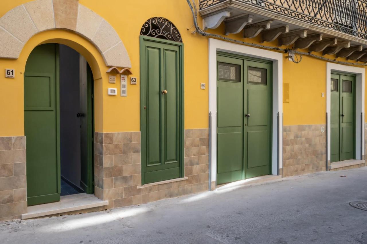 Al 22 Appartamenti Trapani Exterior photo